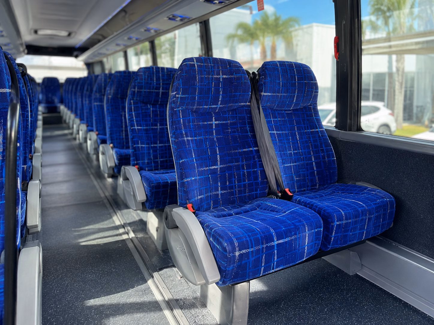 how the distance and duration of your trip affect bus rental rates in laredo