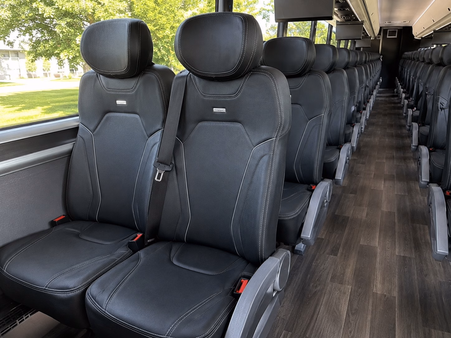 how your starting location and deadhead miles affect bus rental rates in laredo