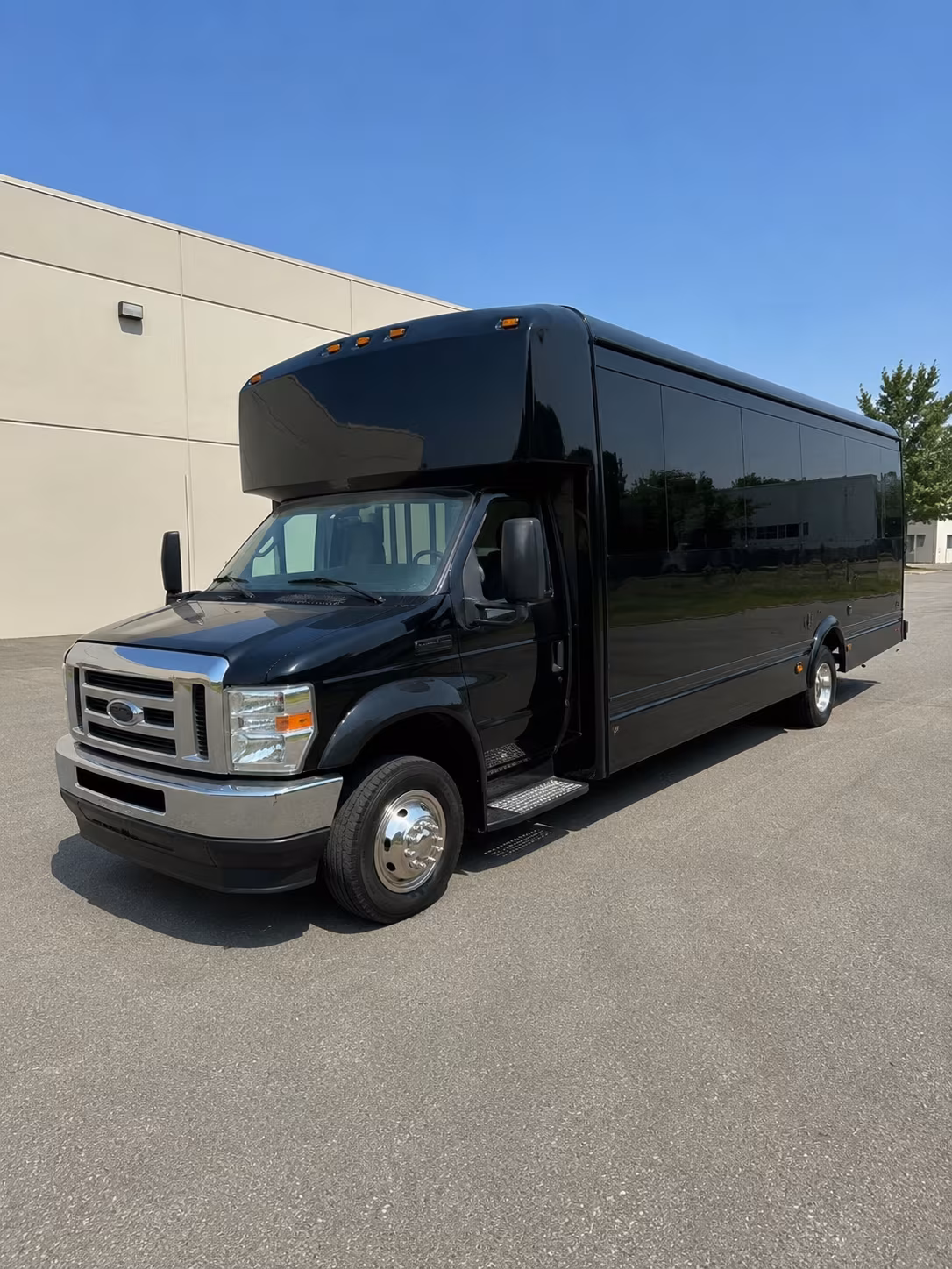 laredo quinceanera sweet 16 party bus rental