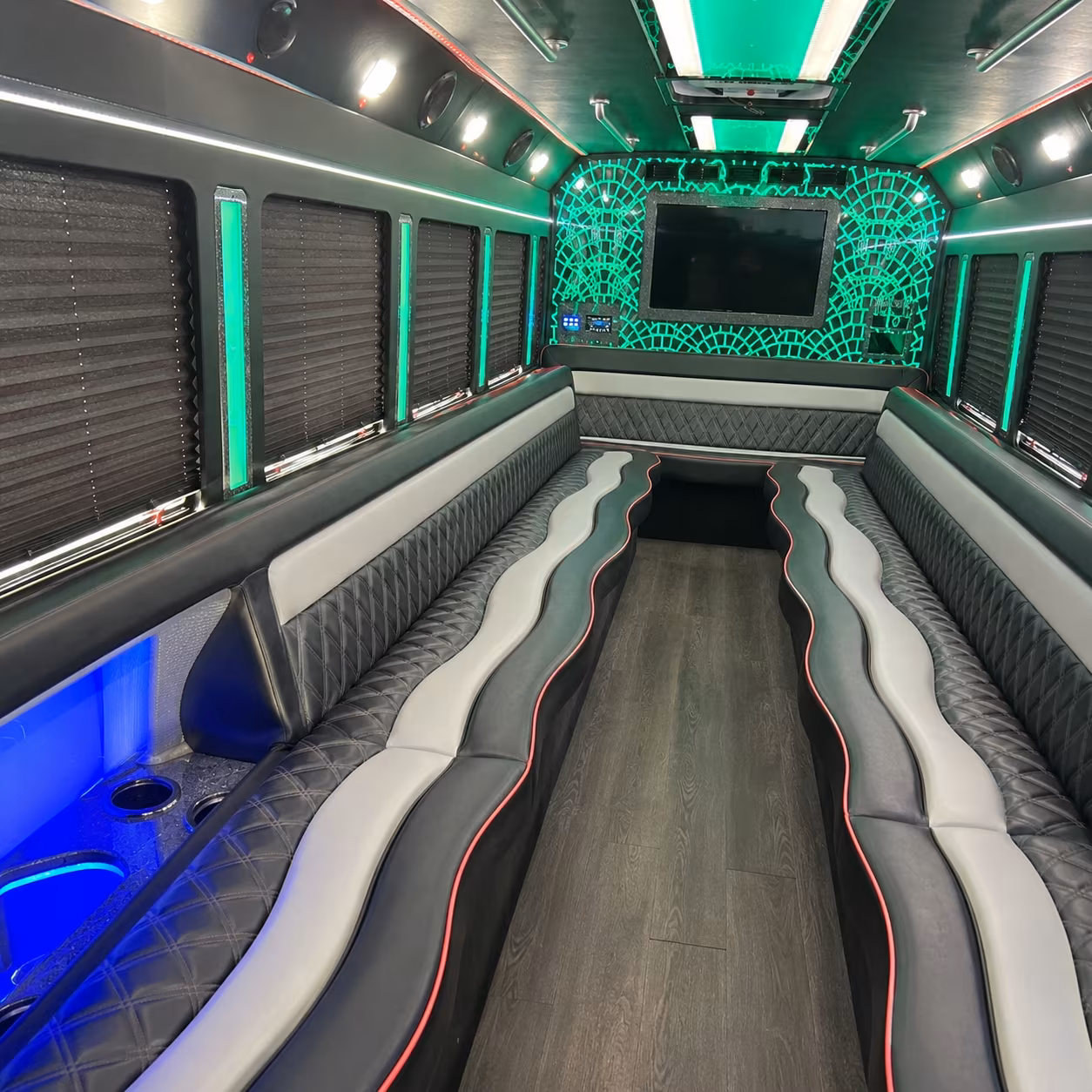 quinceanera and sweet 16 party bus rentals in laredo texas