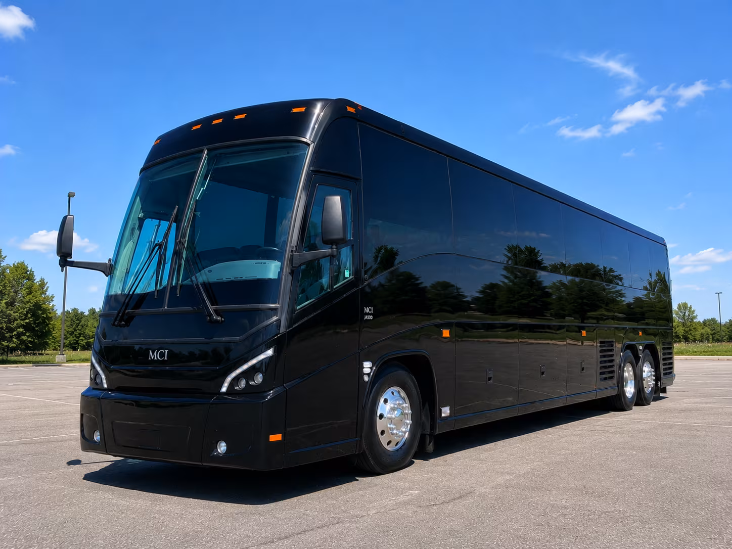 shuttle your guests between downtown laredo hotels and historic ceremony venues
